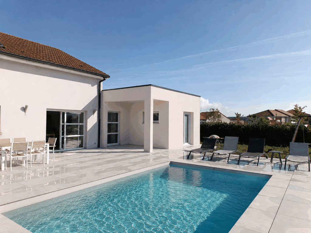 extension avec piscine