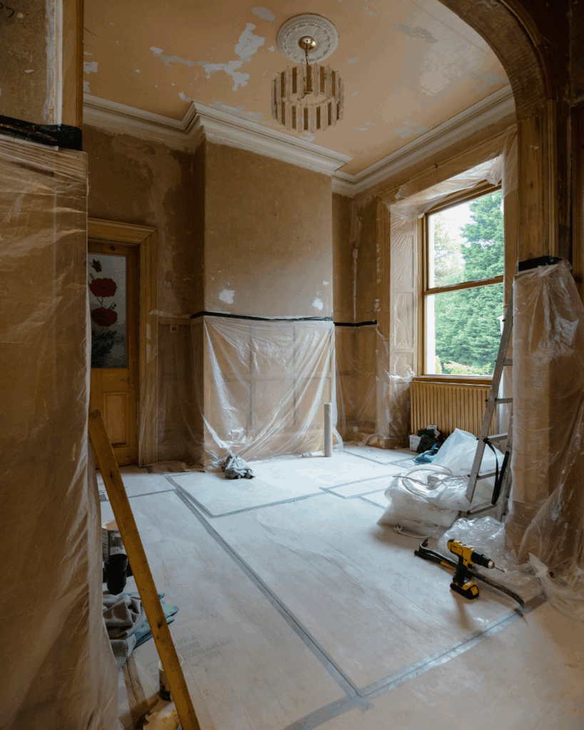Quels travaux prévoir lors de la rénovation d&rsquo;une maison ancienne ?